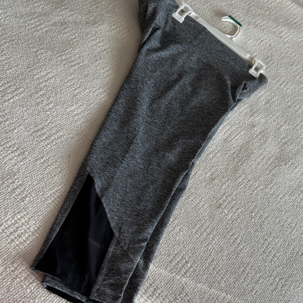 C9 by Champion Gray with Black Capris M